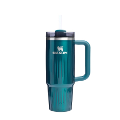 Gertuvė STANLEY THE QUENCHER FLUTED (0.89 l)